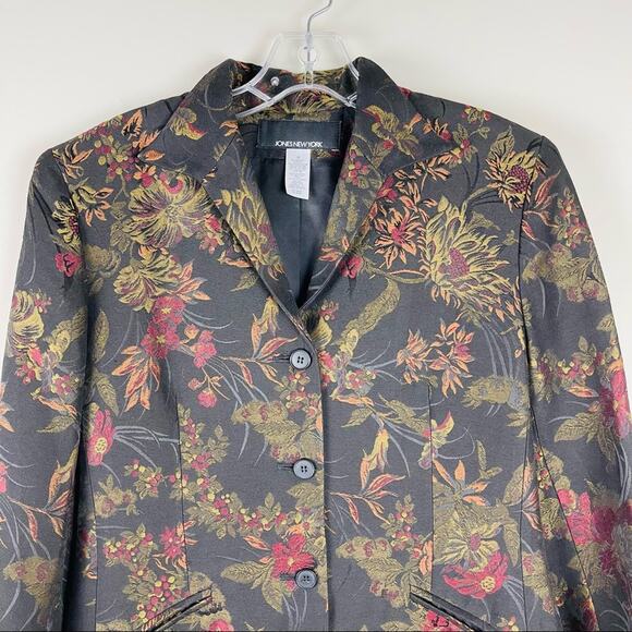 Jones NY black red floral brocade lightweight button blazer 6 - Picture 2 of 5